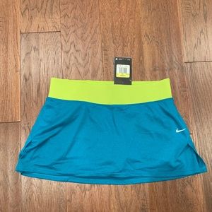 Nike Dri-fit Tennis Skort in small Teal color